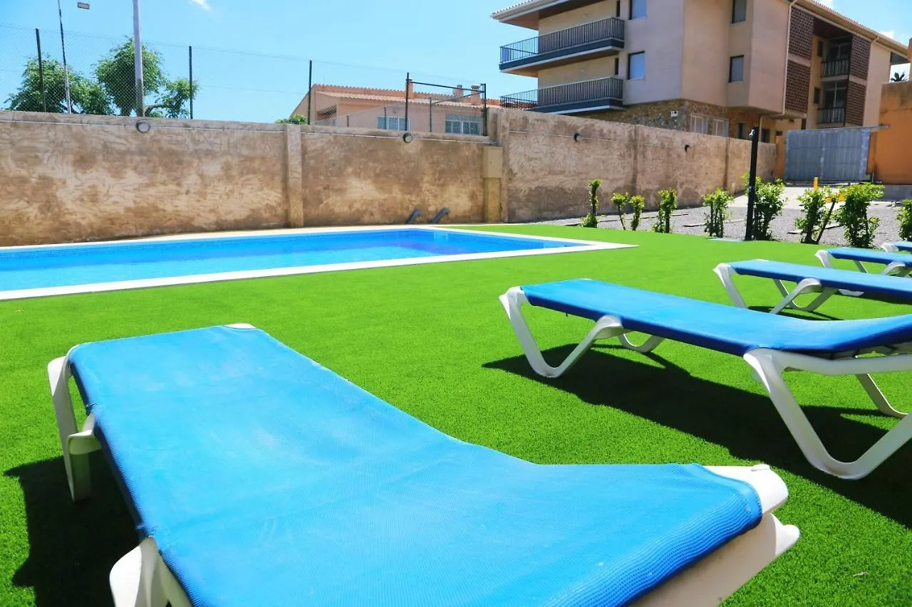 Rvapartaments Provenzal 0*, L' Escala