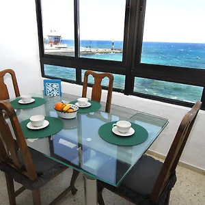 https://casa-pura-arrieta-lanzarote.in-canary-islands.com